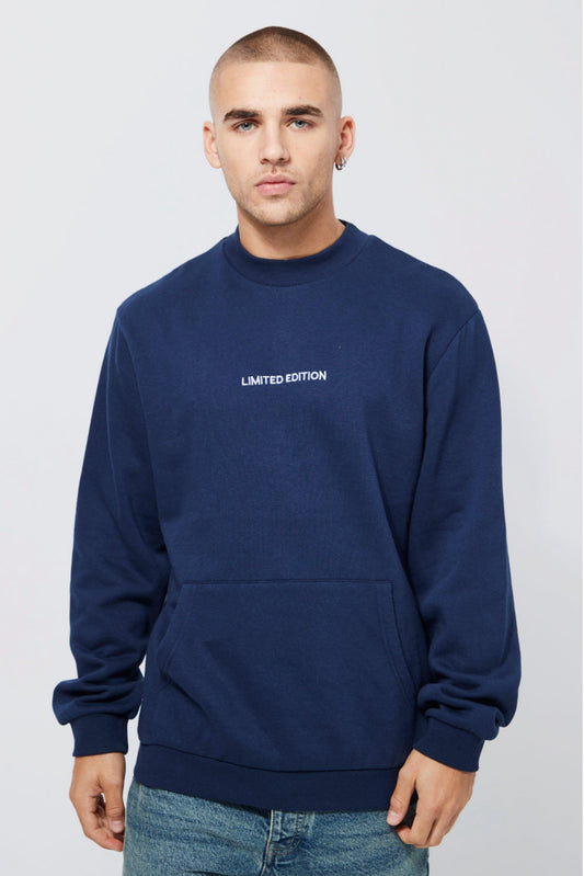 Limited Extended Neck Piping Sweatshirt